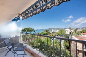 Juan les Pins studio vue Mer St Marguerite